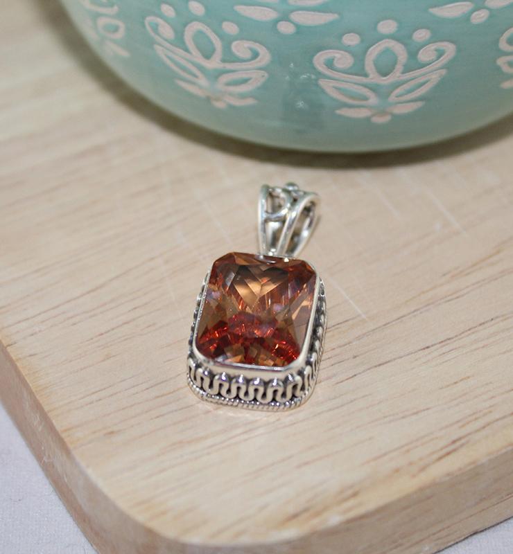 Light Orange CZ Pendant - Little Elephant