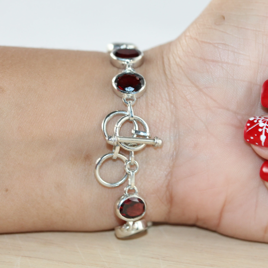 Minimalist Garnet Bracelet in Sterling Silver